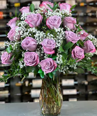 18 Lavender  Roses With Baby's Breath