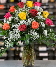 12 Roses Assorted With Baby's Breath