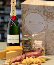 Moet Chandon Champagne  Classic Gourmet Set