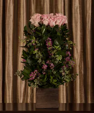 Pink Rose Tribute Hedge