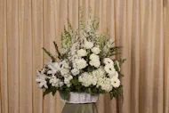 White Elegance Tribute Fireside Basket