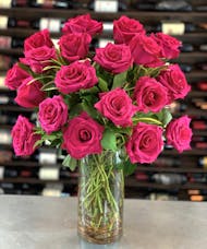 18 Hot Pink Roses One And A Half Dozen