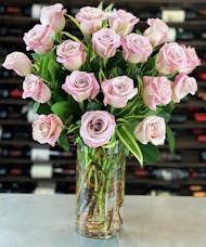 18 Soft Pink Roses One And A Half Dozen