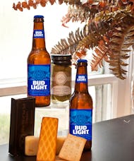Bud Light Classic Gourmet Gift Set