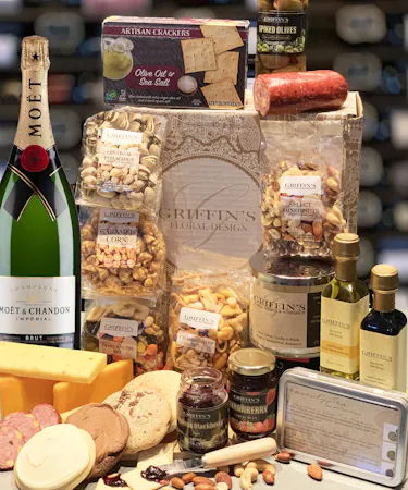 Moet Chandon Champagne Grand Galore Gourmet Set Columbus Ohio Gourmet Wine Baskets 