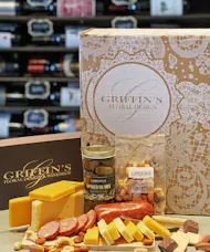 Classic Gourmet Set With Chocolate