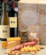 Duckhorn Wine Classic Gourmet Set
