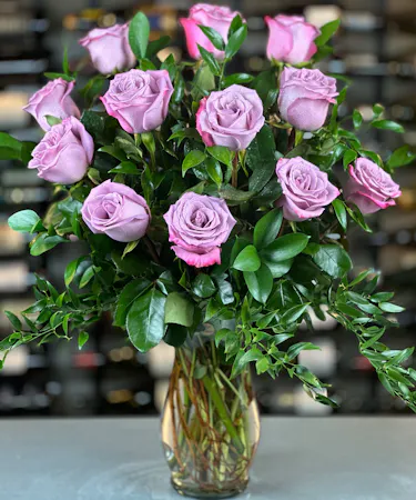 12 Lavender Roses Arranged