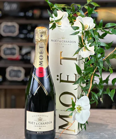 Moet & Chandon Champagne Delivery Columbus Ohio Newark Oh Wine Shops