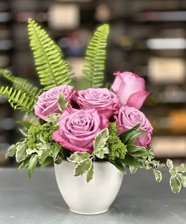 Part of the Mini Rose collection this elegant Moody Blues rose bowl offers full-size roses delivered in Columbus, Ohio.