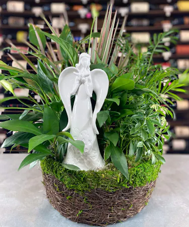 Planter Garden With Angel Dishgardens Columbus Ohio Florists Newark Oh Plants Griffins