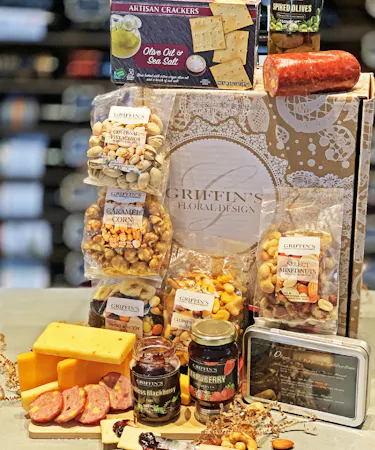 Premium Fruit And Gourmet Gift Set