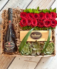 12 Roses & Rosa Regale Champagne Gift Box