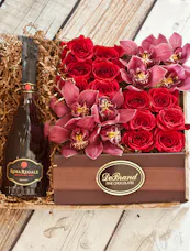 Orchids & Roses Rosa Regale Champagne Gift Box