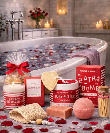 Old Whaling Co Seaberry luxury spa gift box with candle, bath bomb and rose clay soap Columbus Ohio florist.