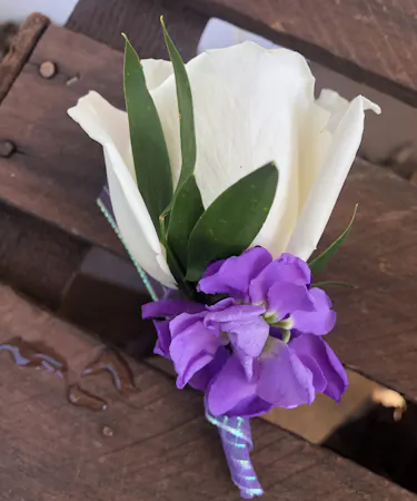 White Rose With Lavender Boutonniere Columbus Ohio Florists Newark Ohio