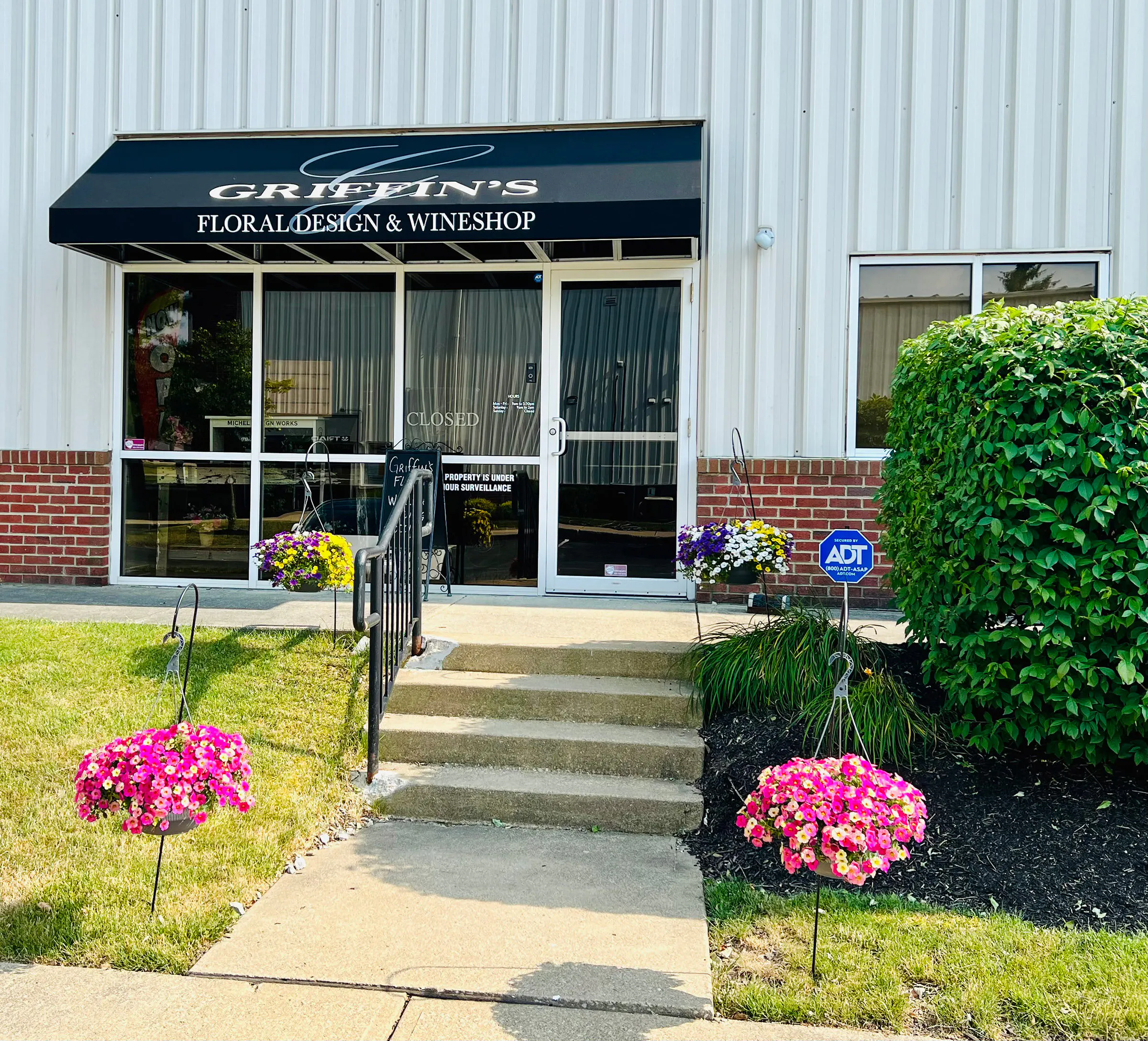 An exterior view of our New Albany location